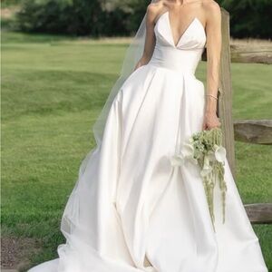 Satine Cream Wedding Dress